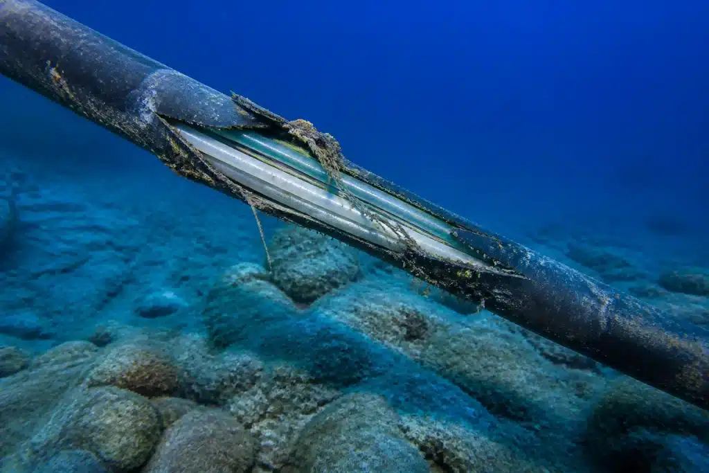 Cables sous-marins dommagés affectant connexions reseau asiatiques